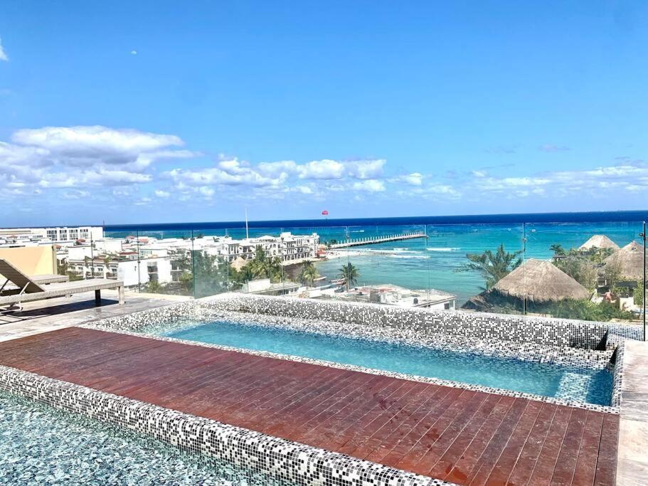 “singular Joy” Amazing Location And Roof Apartment Playa del Carmen