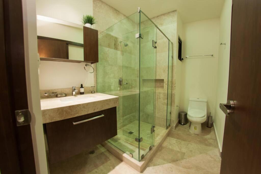 Edifico Palmares, Increible Locacion En Playa, 2 Bds/2 Banos 6 Apartment Playa del Carmen