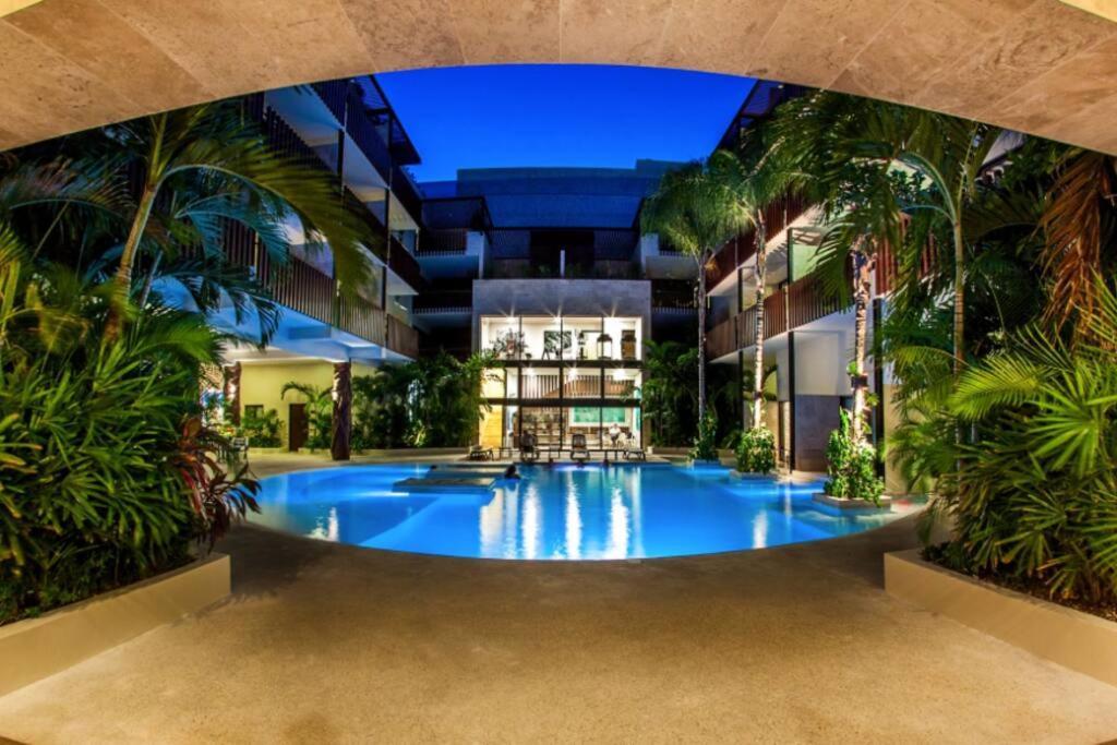 Edifico Palmares, Increible Locacion En Playa, 2 Bds/2 Banos 6 * Playa del Carmen