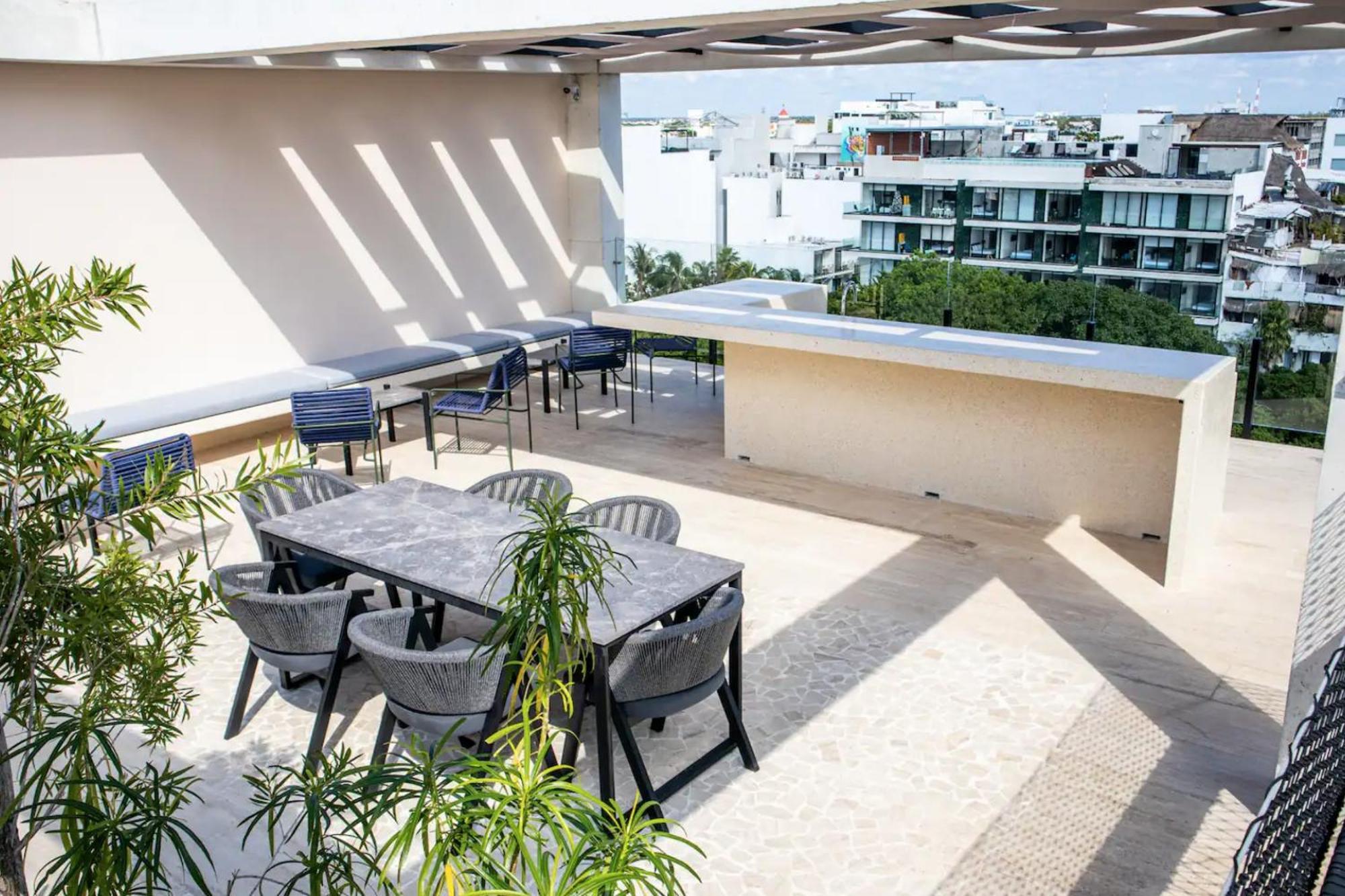 Luxury With Private Plunge Pool Apartment