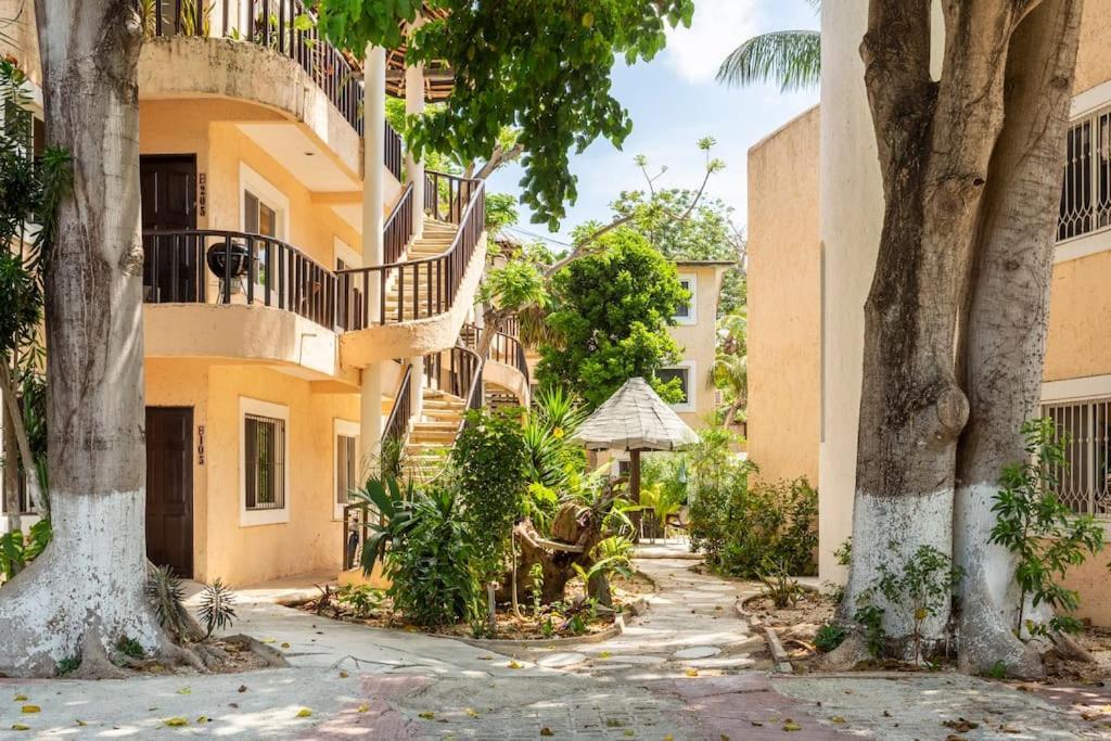 Apartment 3 Bedroom In Quiet Residential Area Playa del Carmen