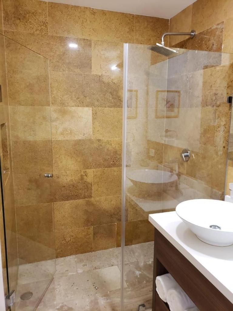 Apartment The Shore Abel 110/ Gym+pool+ocean View Playa del Carmen