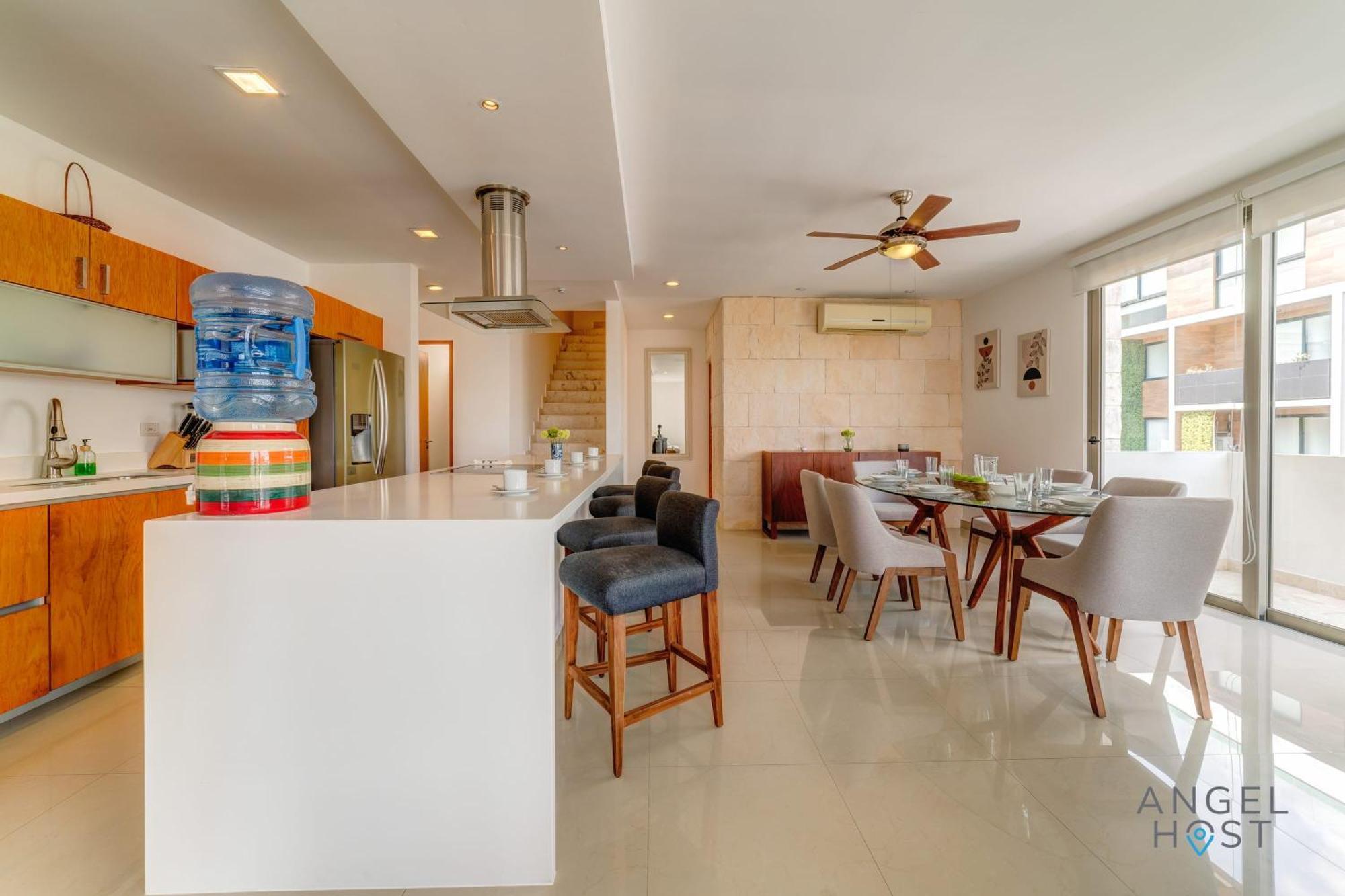 Holiday home New Sunlit Private Roof Terrace Bbq Spatub Playa del Carmen
