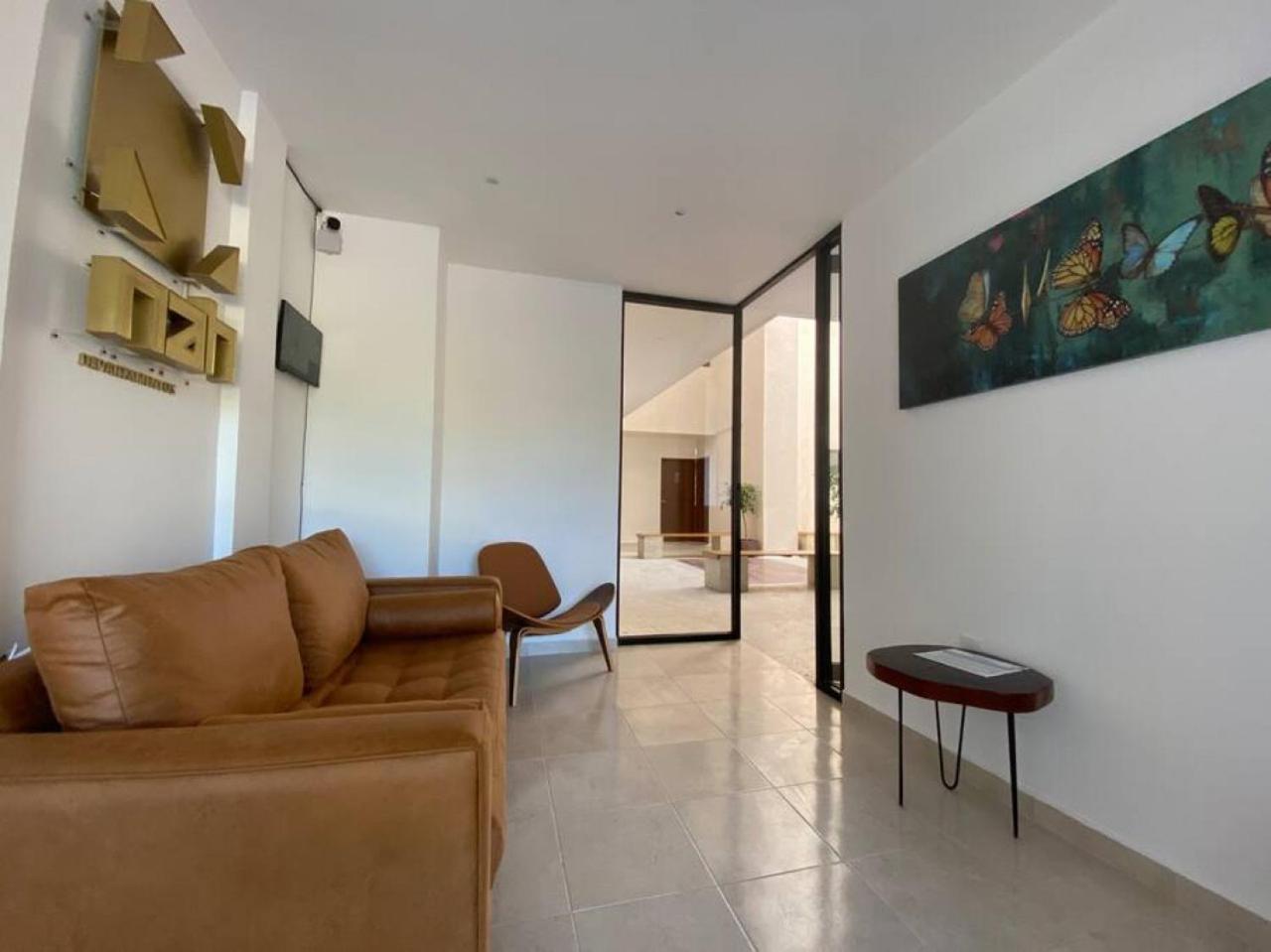 Apartment Homy 2br With Pool, Gym, Terrace, Bbq, Parking *