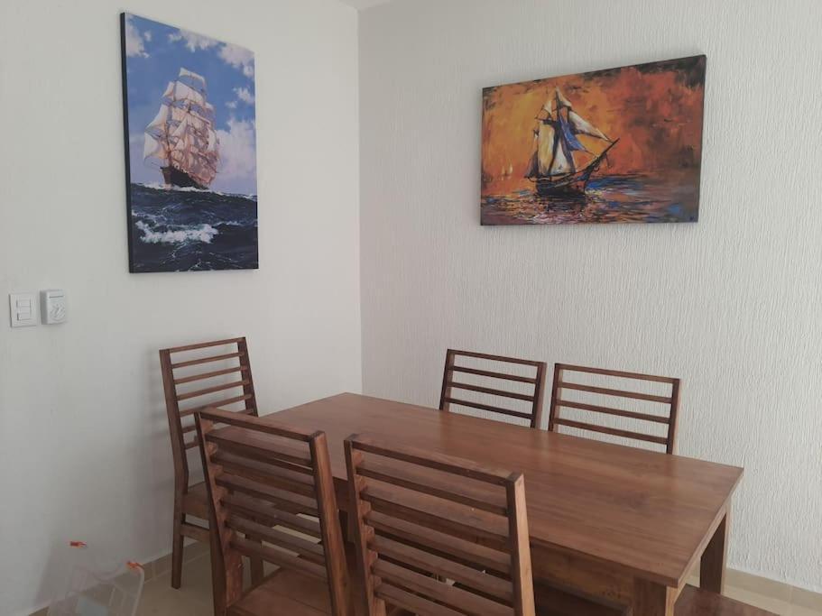 Casa De 3 Todas Con Bano Propio, 3 Y Medio Banos En Toal, Alberca, Cupo Hasta 12 Personas
