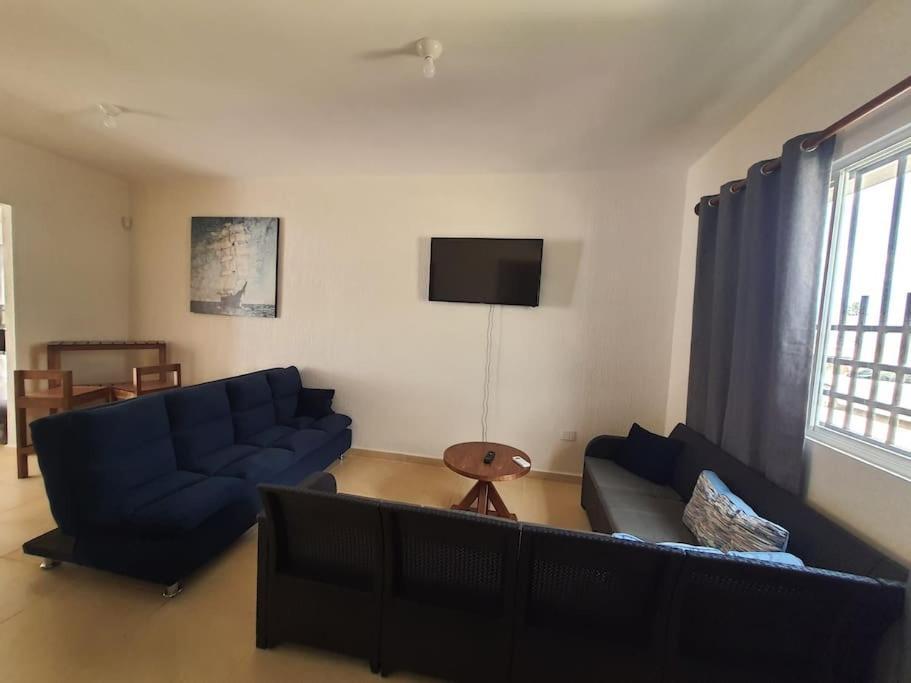 Casa De 3 Todas Con Bano Propio, 3 Y Medio Banos En Toal, Alberca, Cupo Hasta 12 Personas Сasa de vacaciones