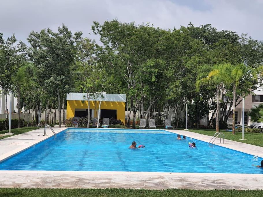 Casa De 3 Todas Con Bano Propio, 3 Y Medio Banos En Toal, Alberca, Cupo Hasta 12 Personas Playa del Carmen