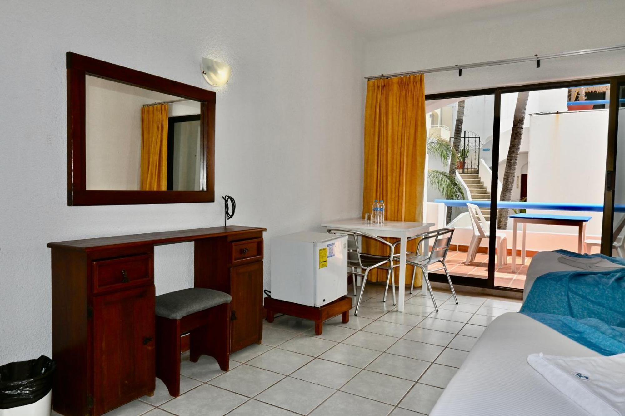 Hotel Pelicano - Beachfront