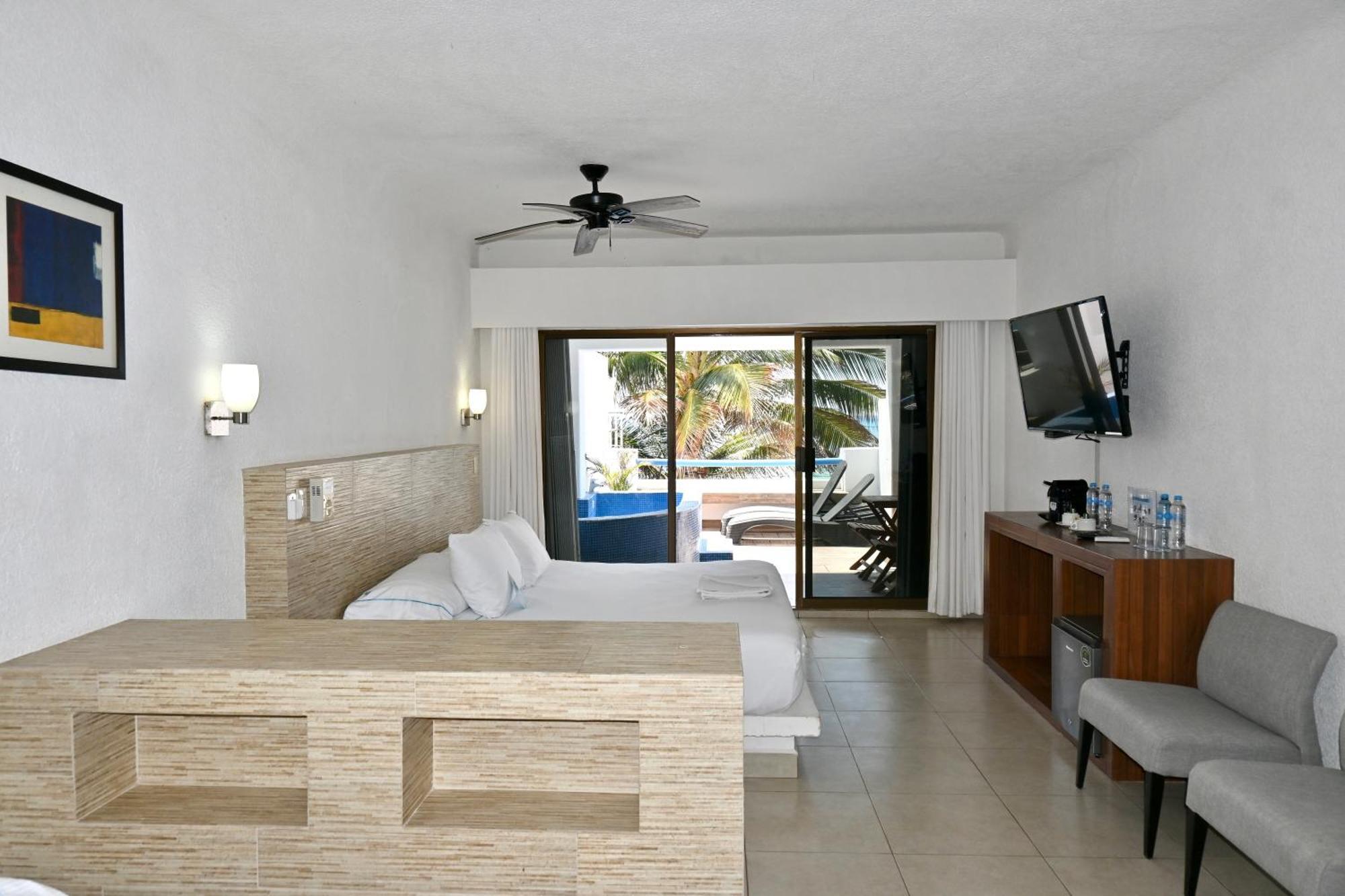 Pelicano - Beachfront