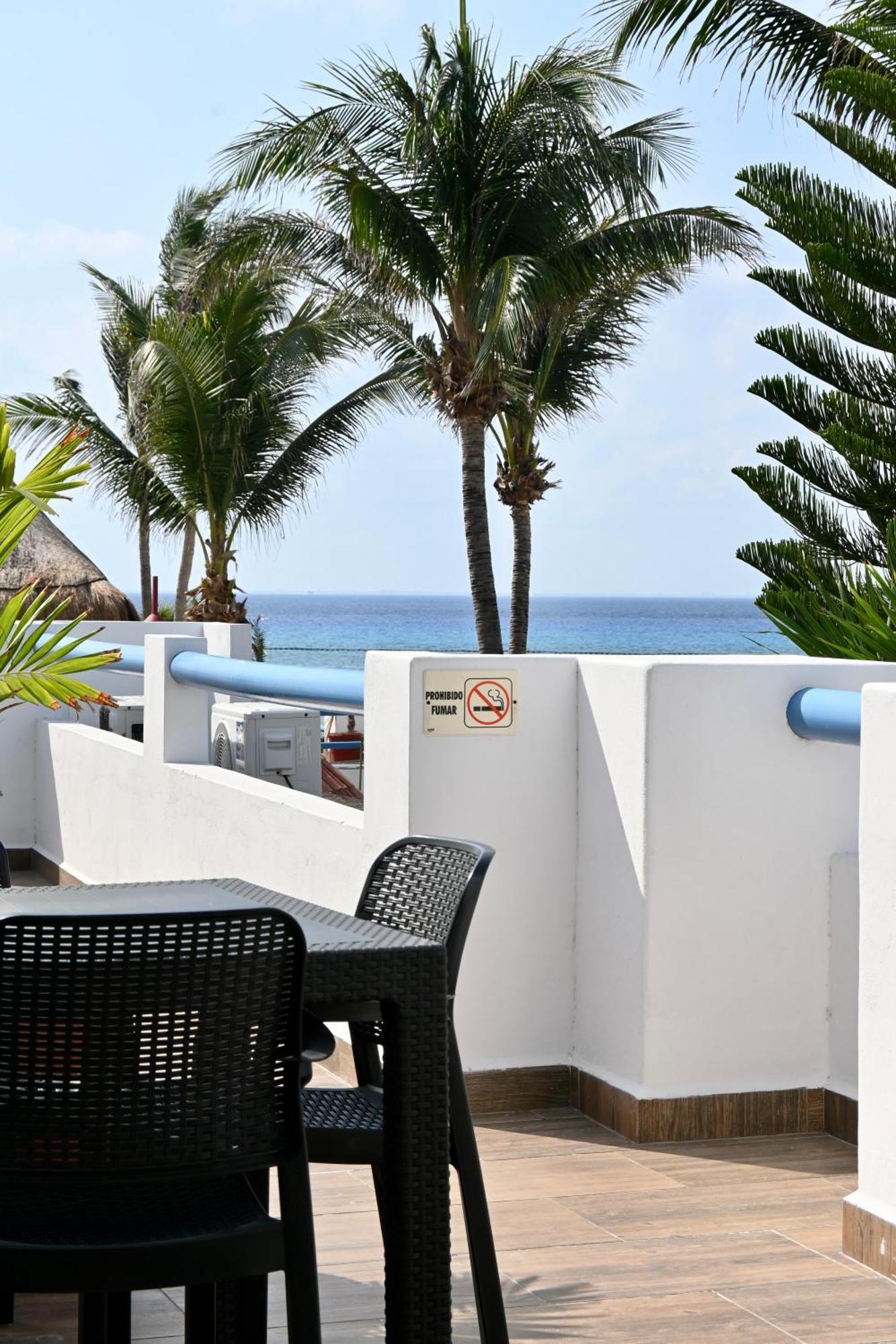 Pelicano - Beachfront Playa del Carmen