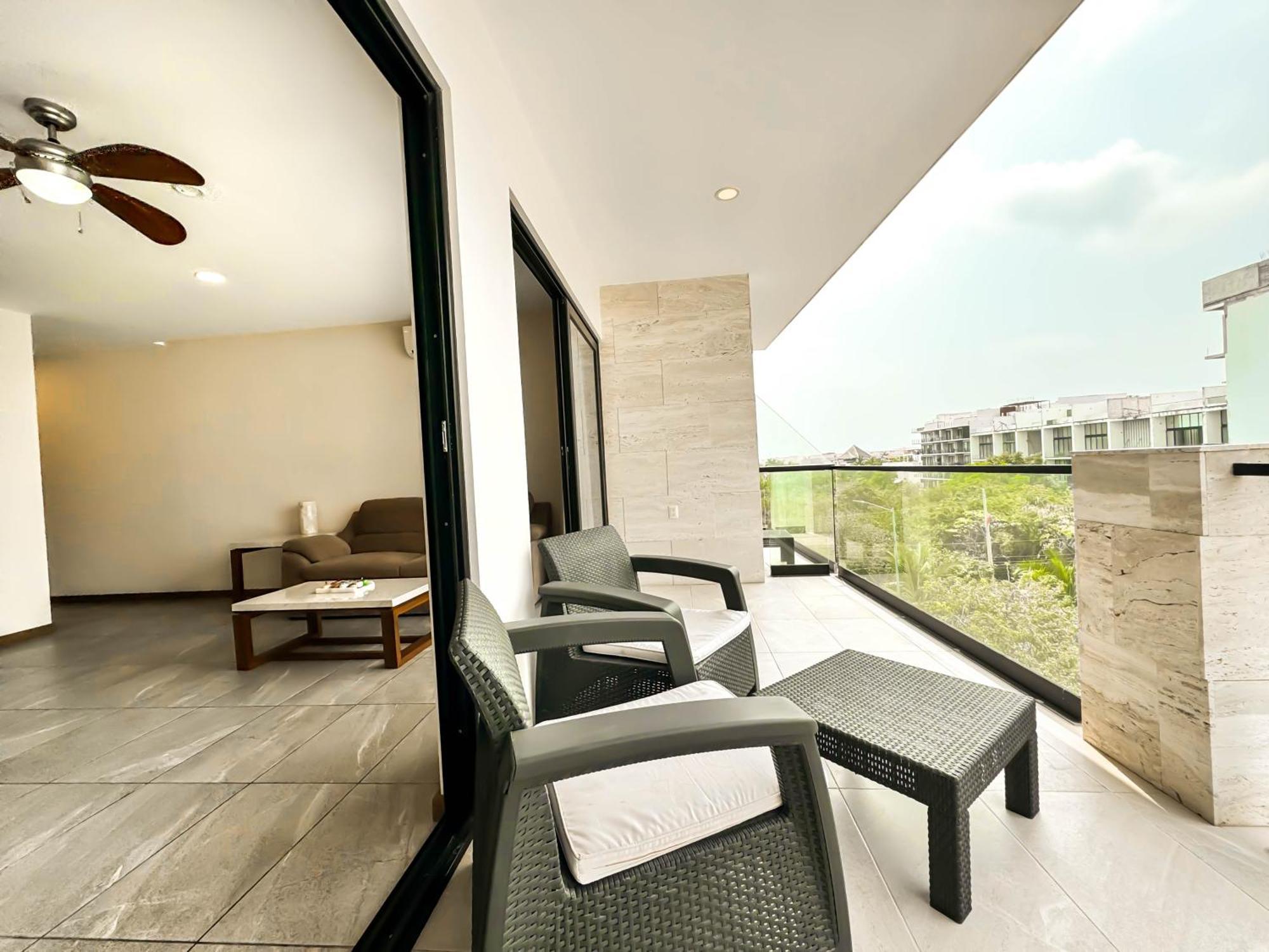 Khách sạn Grand Fifty 4*
