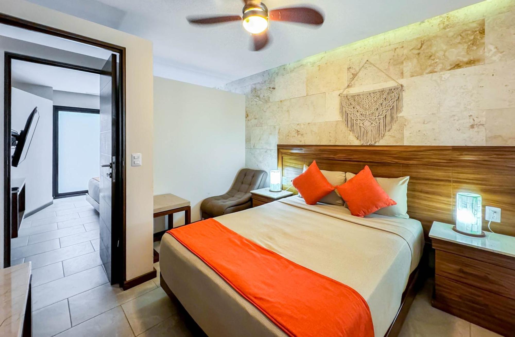 Grand Fifty Khách sạn