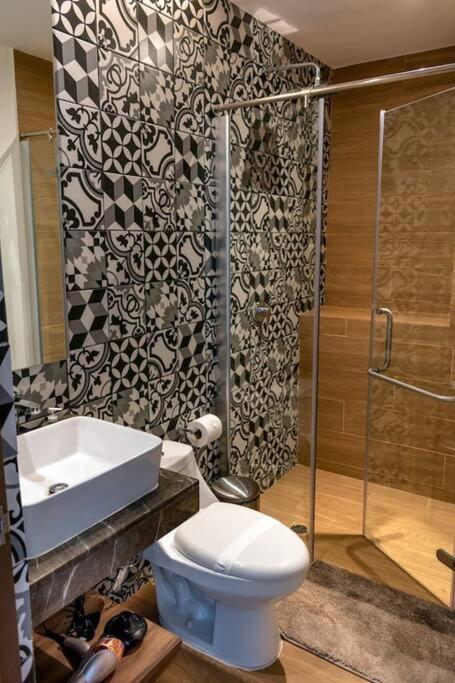 Beachside & Jacuzzi Bliss Apartamento *