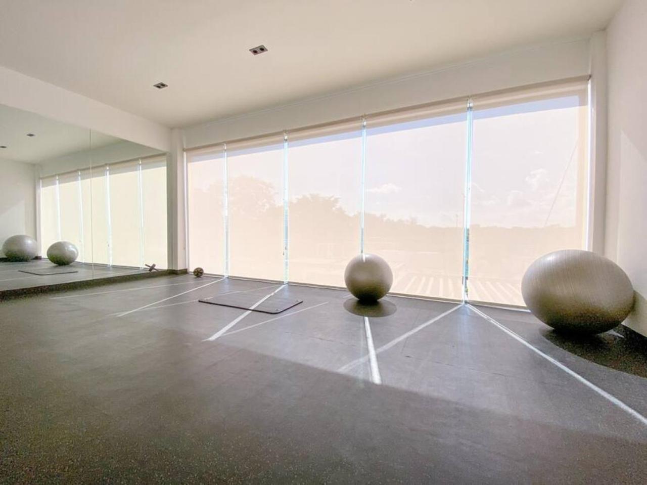 New 2br Unit With Luxury Amenities *