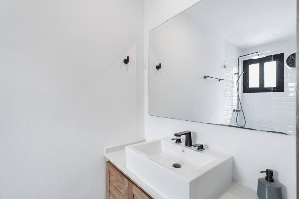 Mun With Charming Views Apartment *