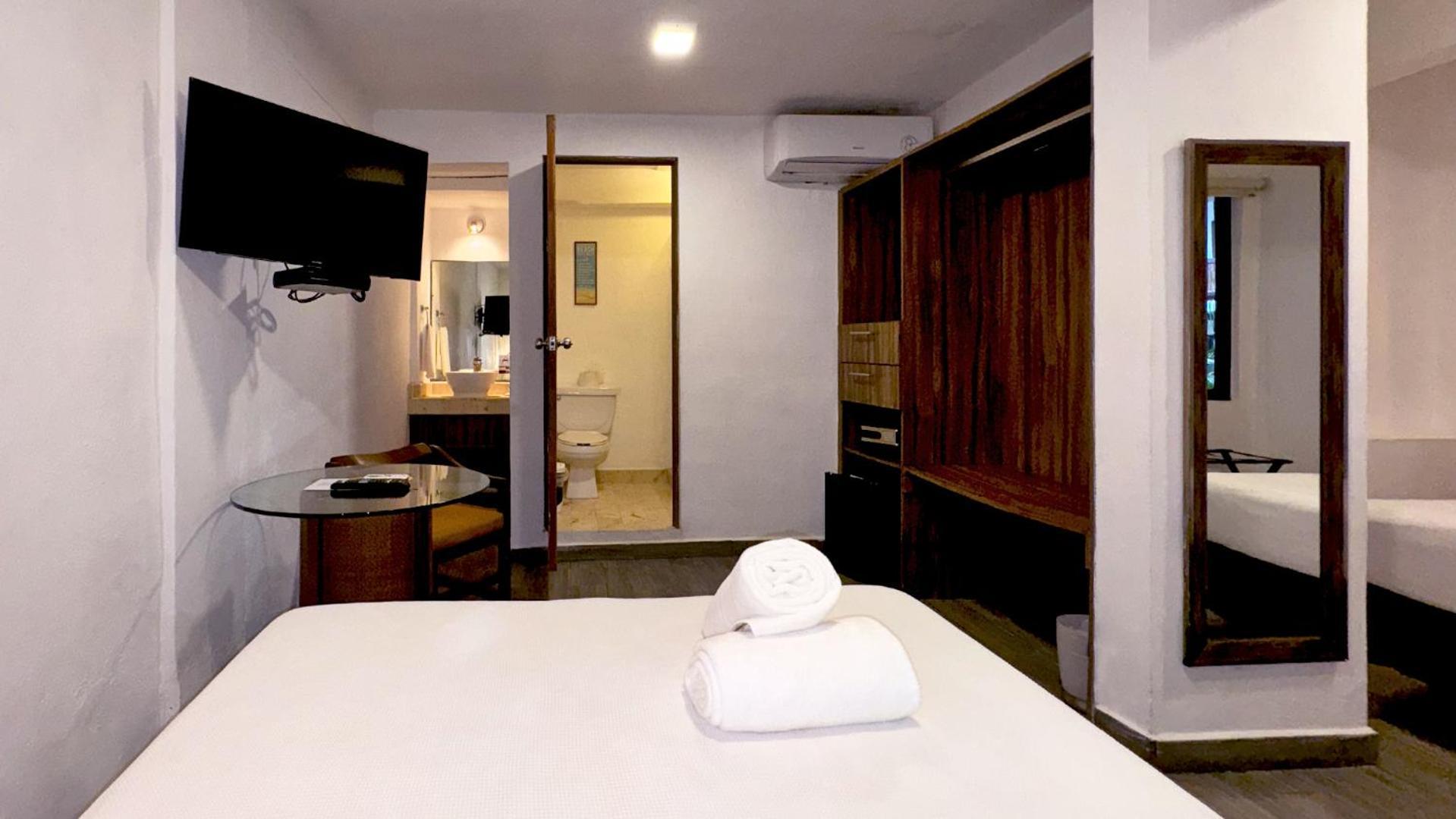 Hotel Siesta Fiesta - 5th Avenue Playa del Carmen