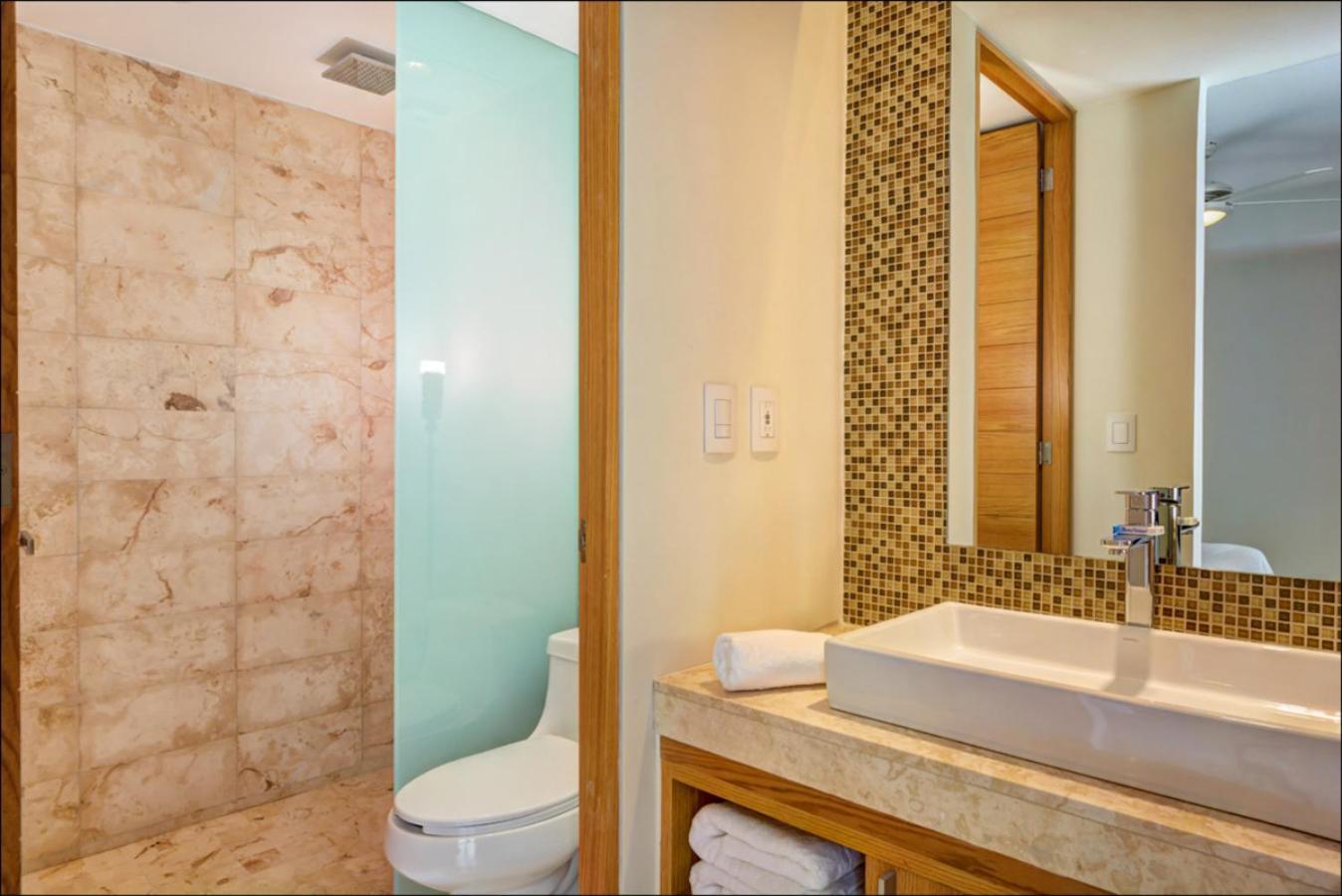 Anah By Flores Vacation Apartment