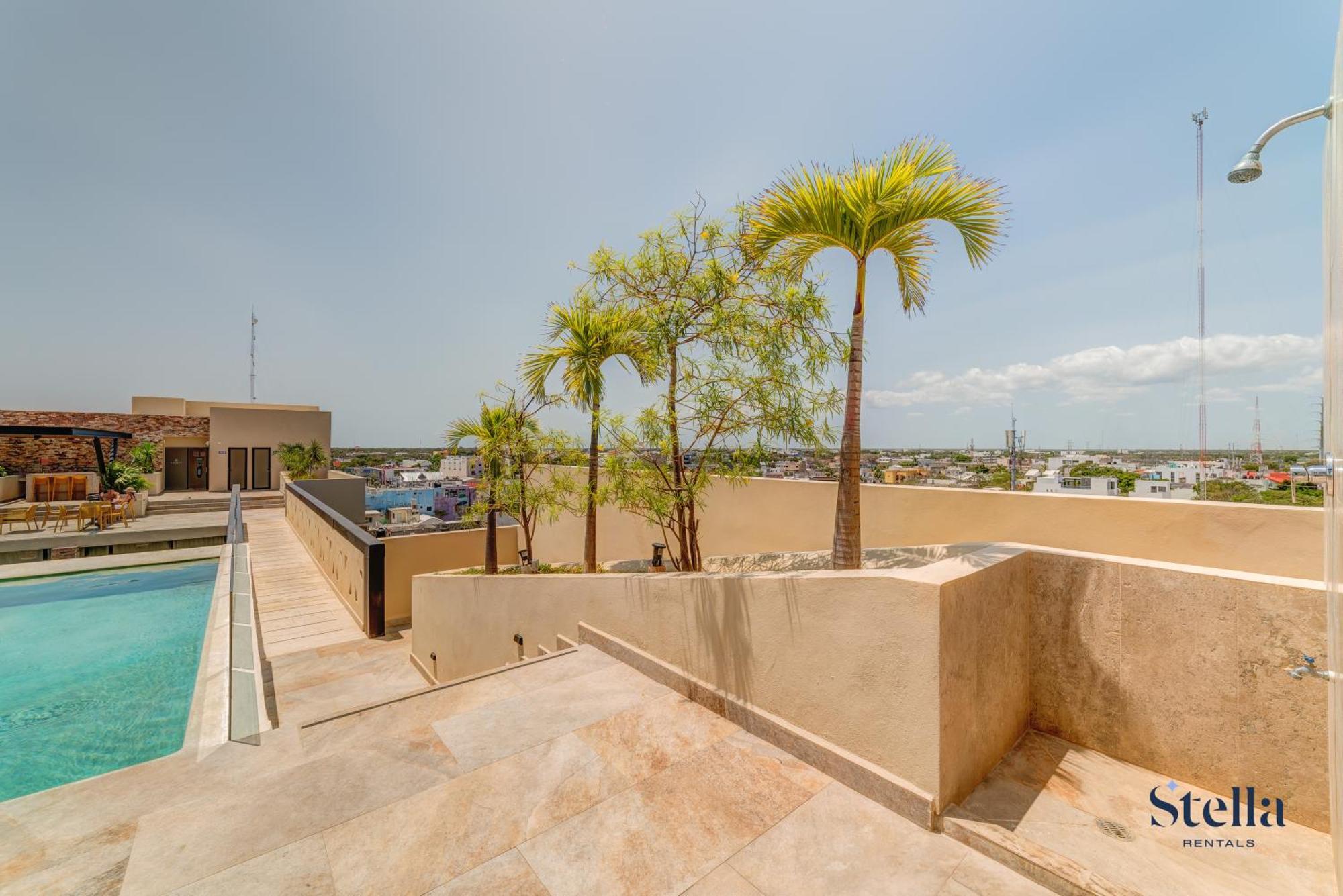New Syrena Stylish Rooftop Pool Near