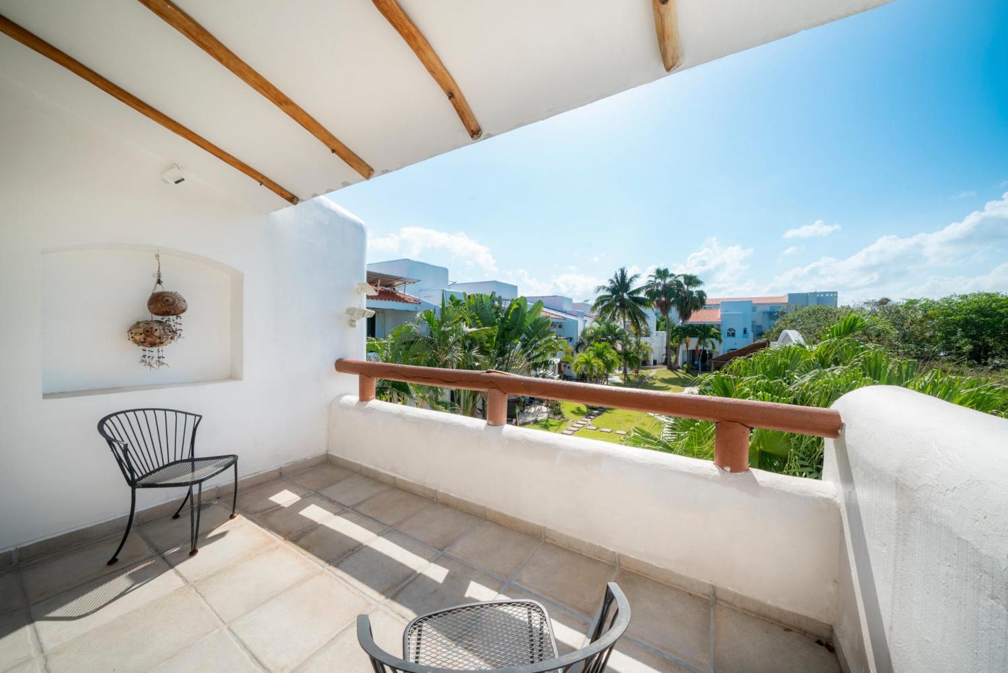 3 Bedroom With Pool - At Playacar Ii - Mayamar G1 Villa *