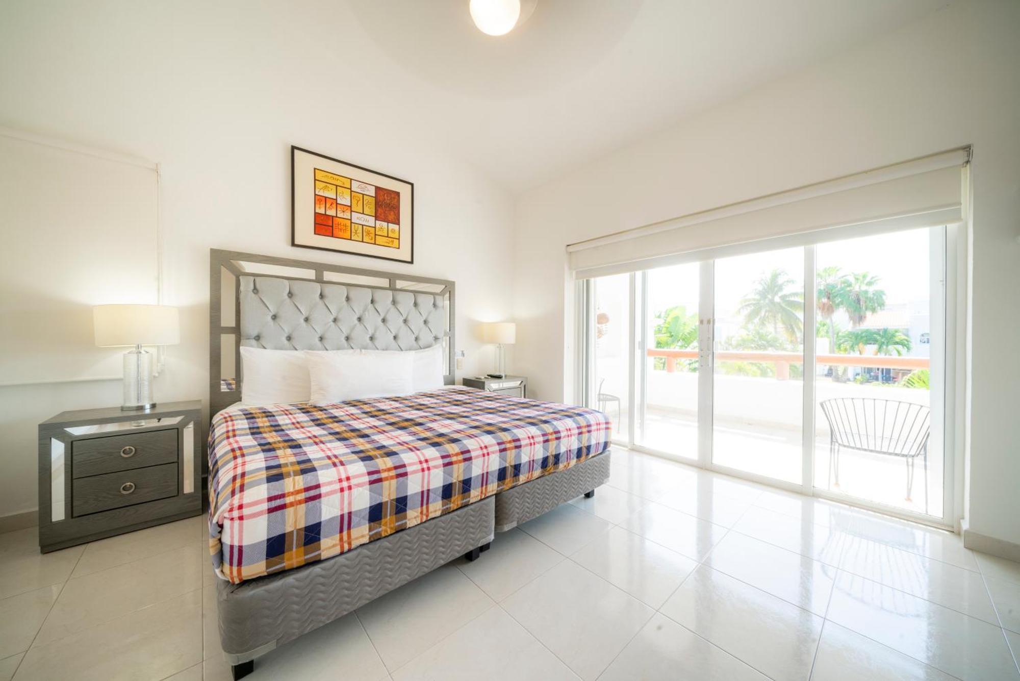 Villa 3 Bedroom With Pool - At Playacar Ii - Mayamar G1