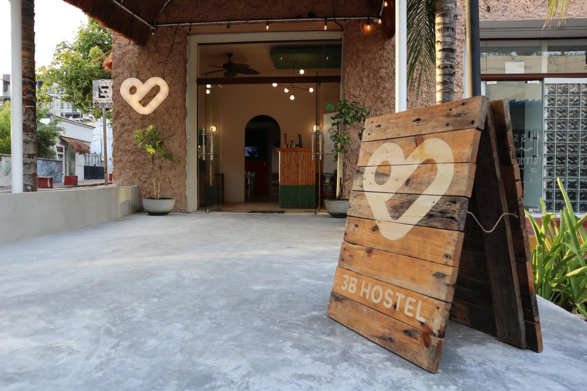 Albergue 3B Wellness Hotel & Hostel Adults Only *