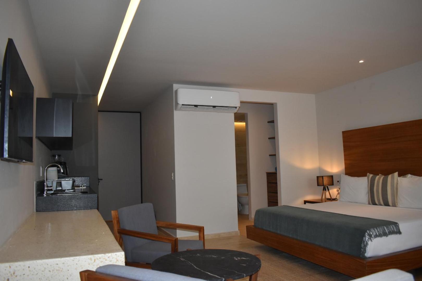 Aparthotel Kaab South By The Spot 4*