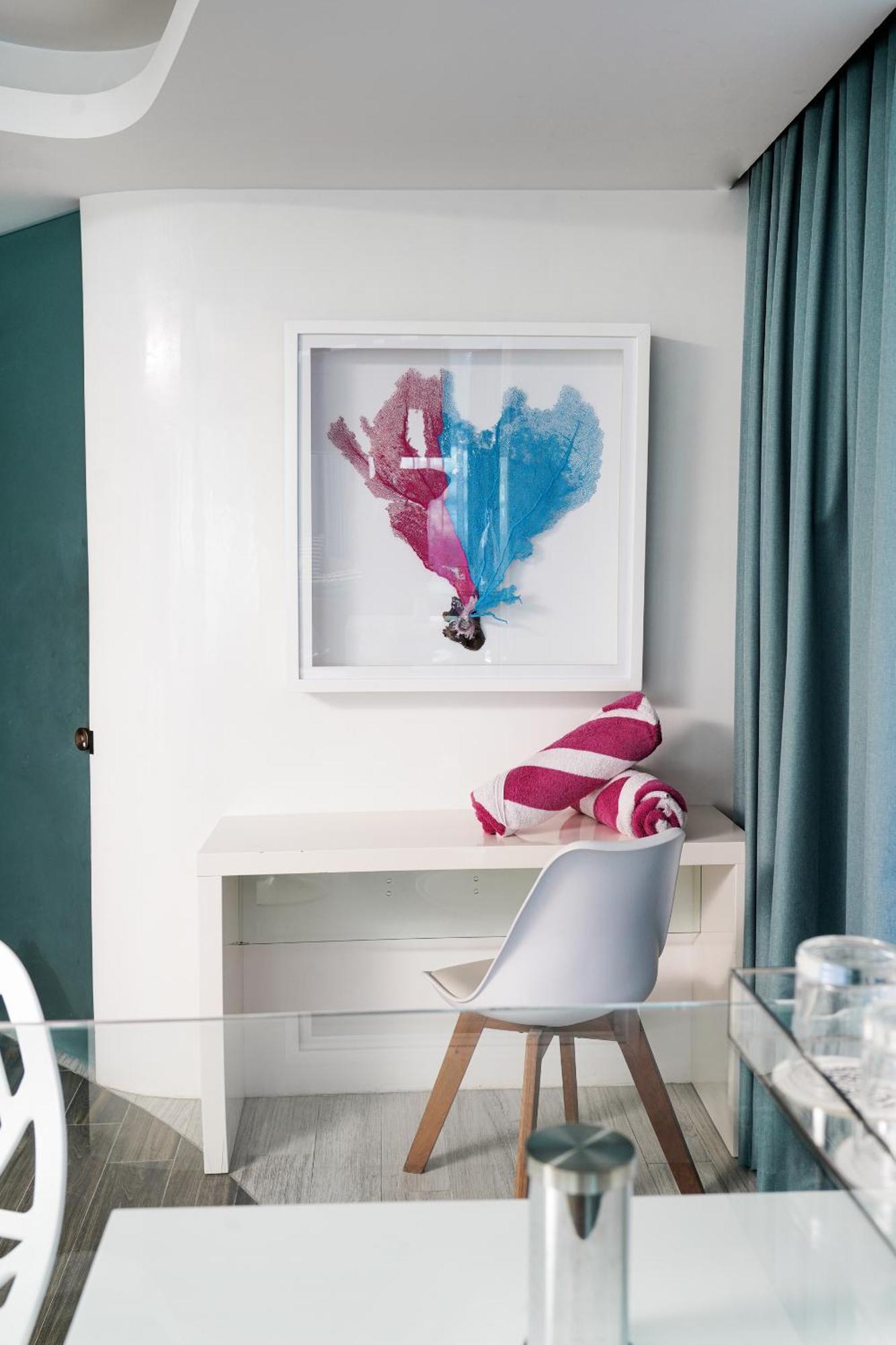 The Carmen - Ocean Front (adults Only) 4*
