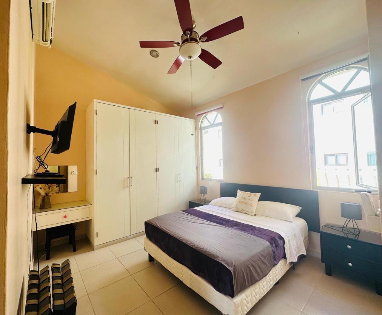 Holiday home Hermosa Casa En Residencial Marbella *