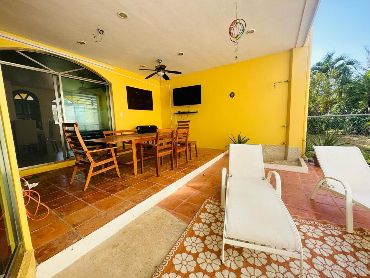 Hermosa Casa En Residencial Marbella Holiday home *