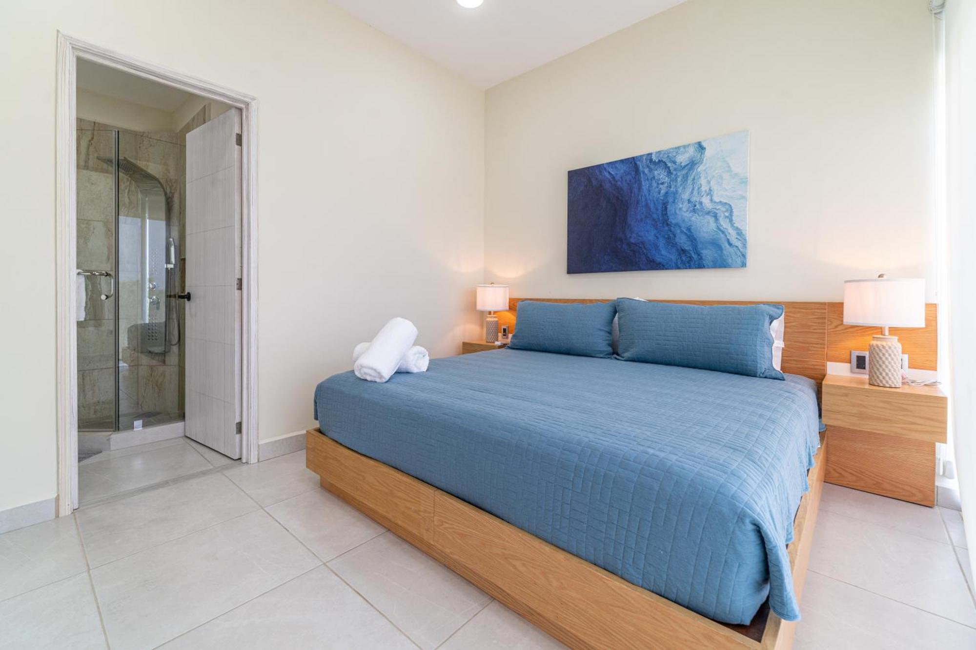 2 Bd With Jungle View Balcony Gym Pool Hottub