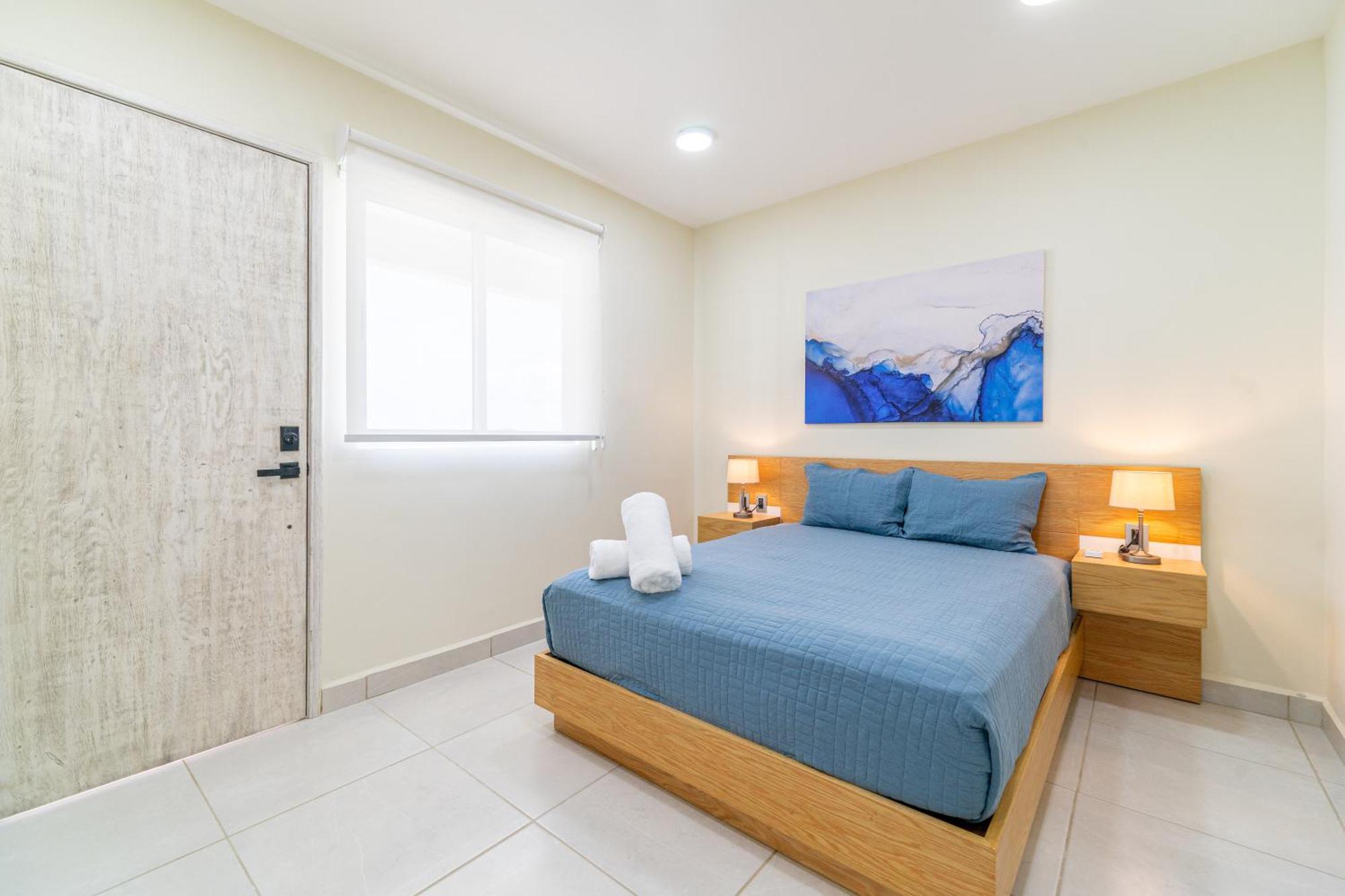 2 Bd With Jungle View Balcony Gym Pool Hottub *