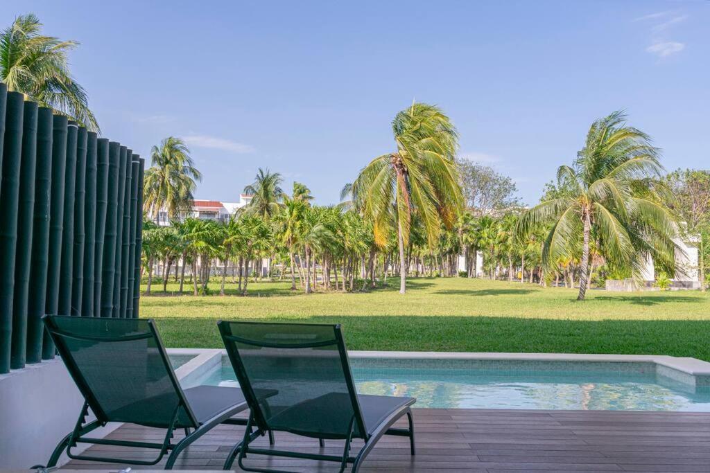 Apartment Private Pool & Jacuzzi, By The Ocean, 2 Bdr Playa del Carmen