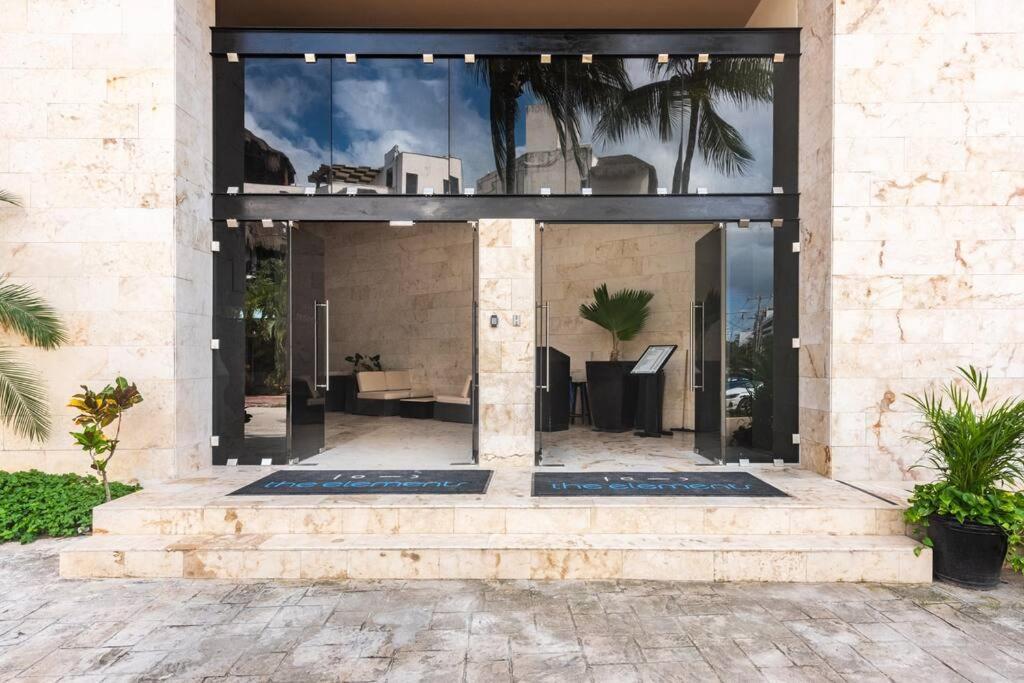 Amazing Front At Elements Playa del Carmen