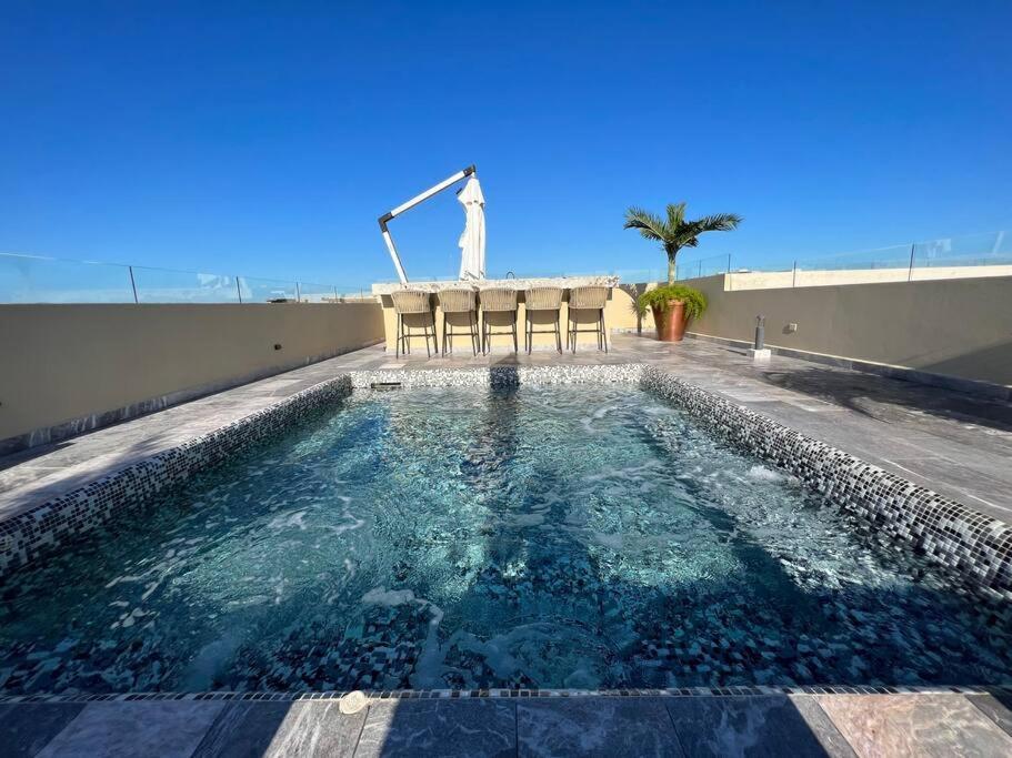 Ocean View Jacuzzi & Pool-2bedroom Apartamento *