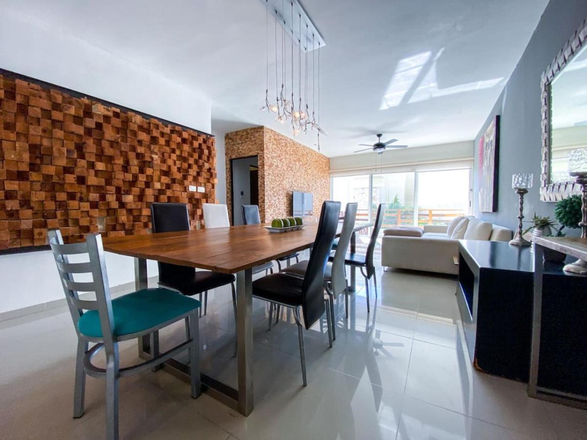 Apartment Downtown 6br Ph With 2 Private Jacuzzi For Large Groups