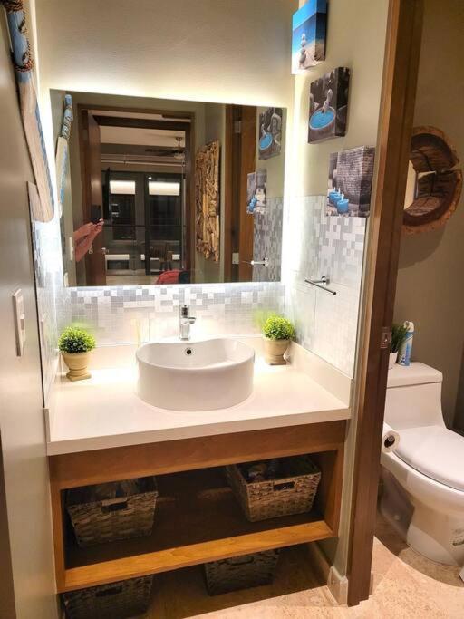 Stylish 1br Beachside Retreat *
