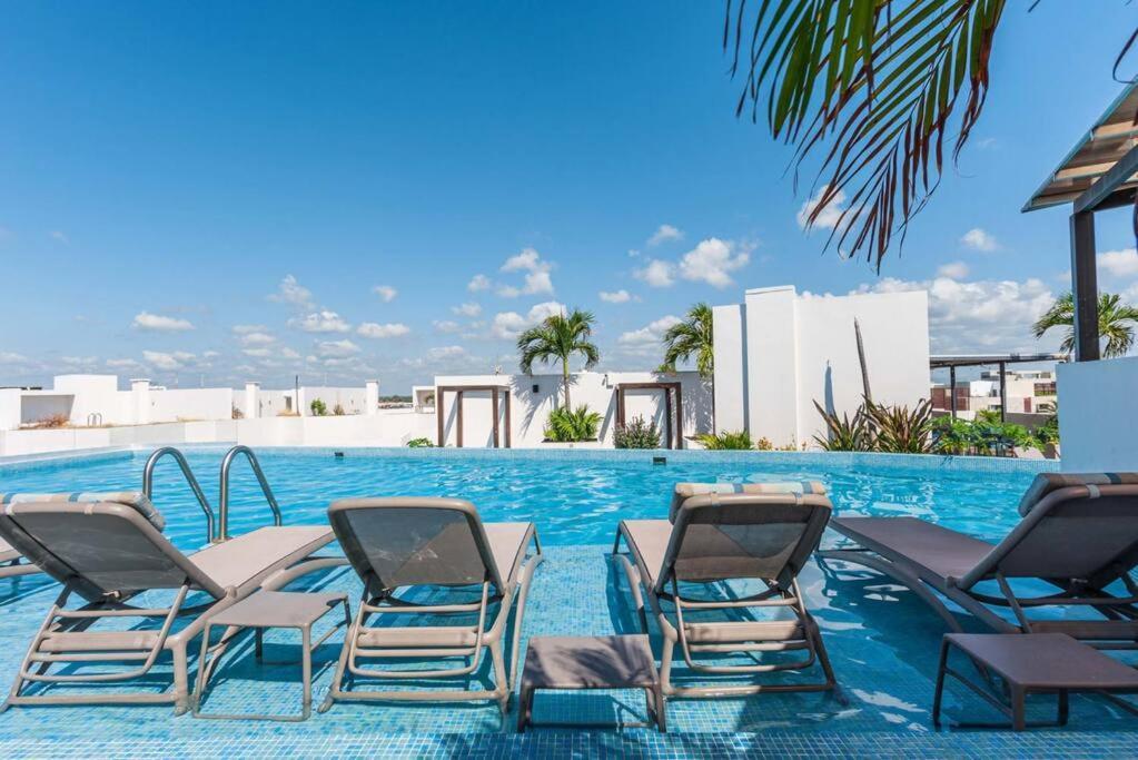 Luxury 1br 100mb Gym Sauna Rooftop Pool * Playa del Carmen