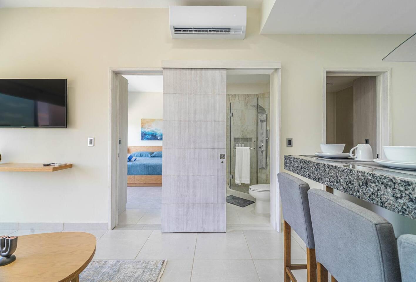 Holiday home 2 Bd With Balcony, Gym, Rooftop Pool, Hot Tub Playa del Carmen