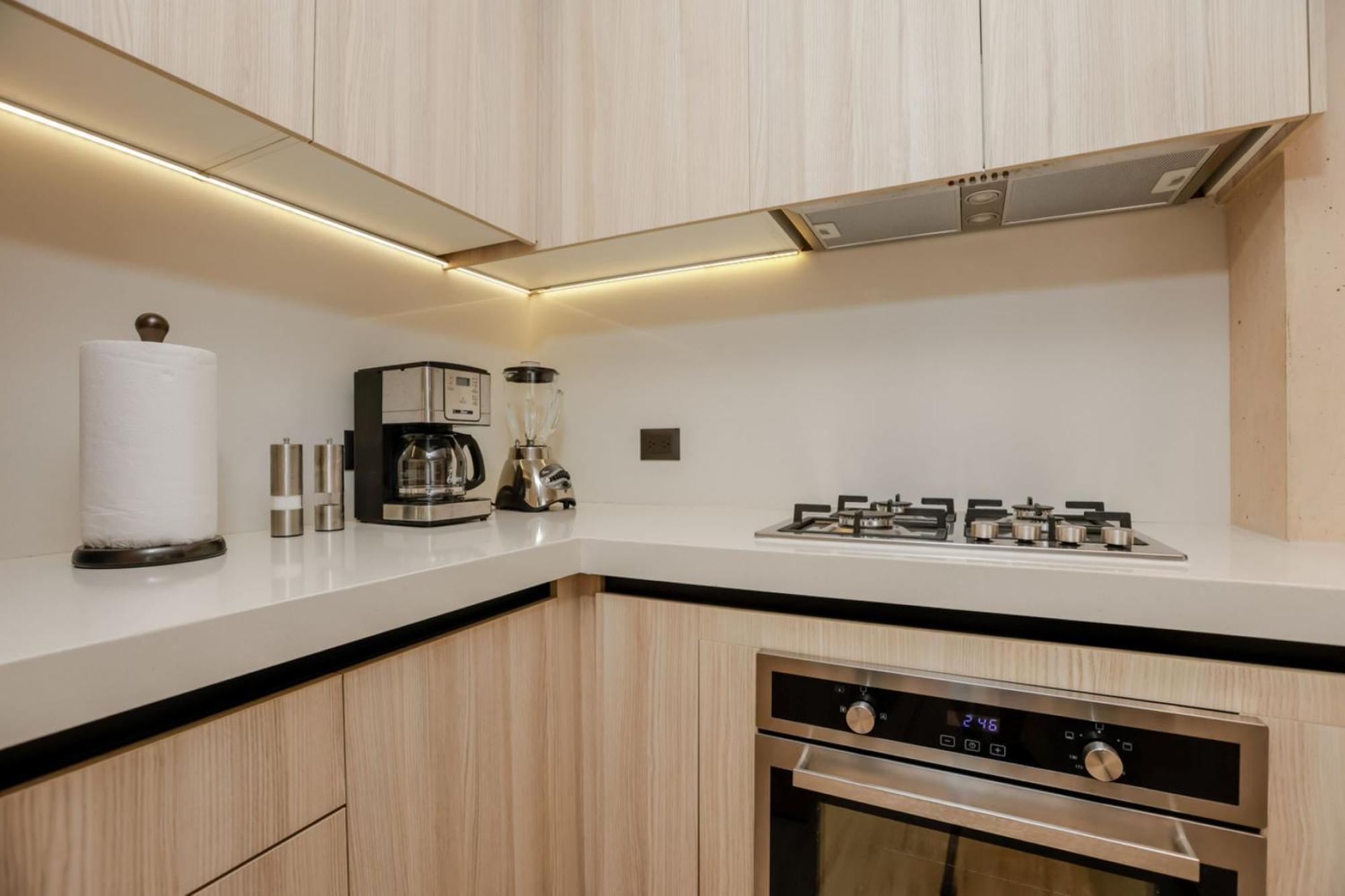 Lumina At The Village Luxury Residences In Corasol Apartamento *