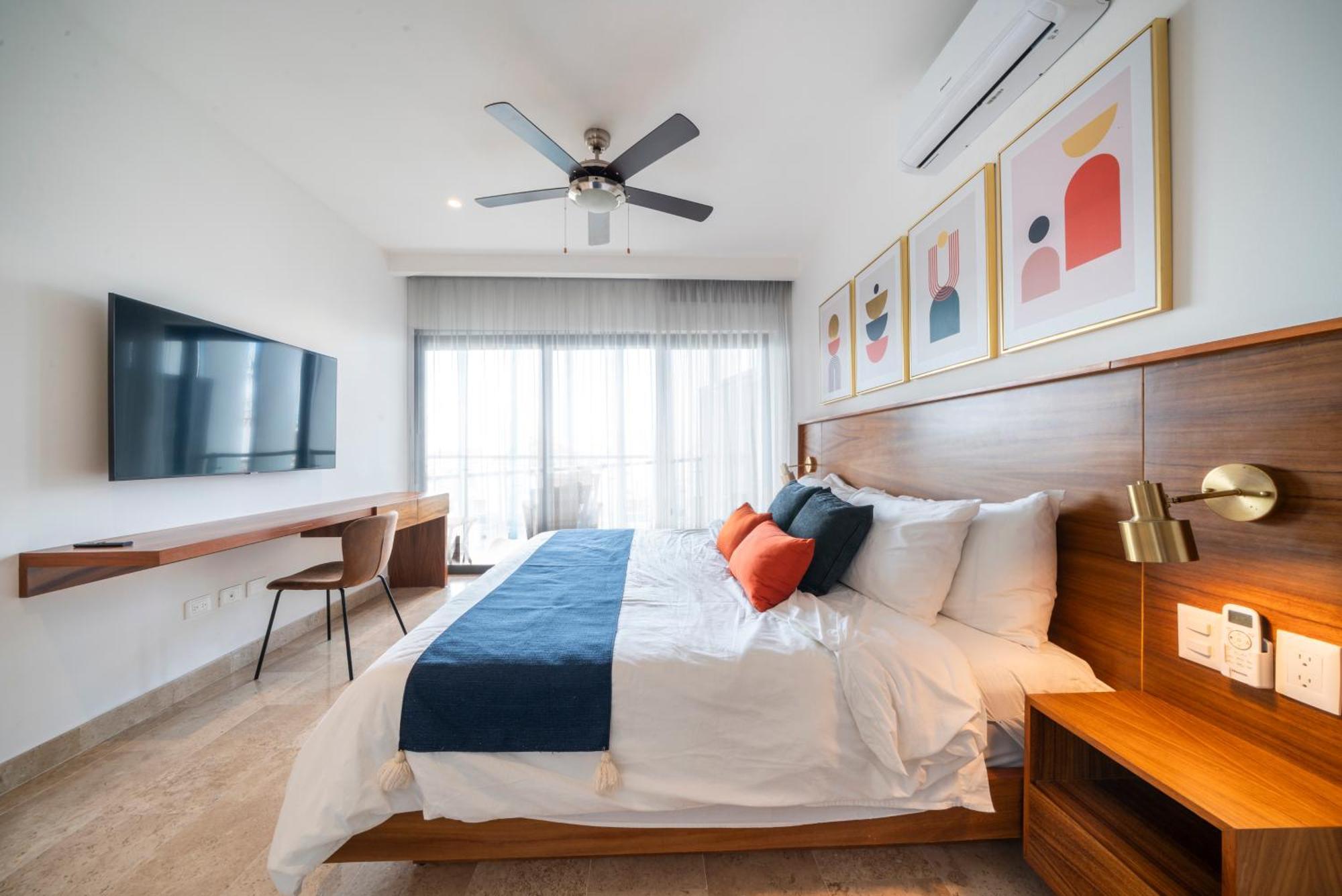 Aparthotel Serenada *