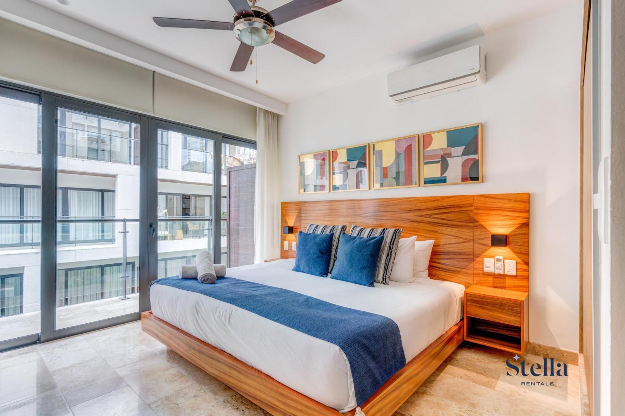 Apartment Ipana Condo, Rooftop Pools, Gym, Walk To *
