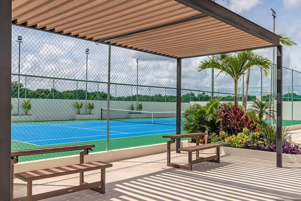 2 Rooms, Pools, Tennis, Spa, Gym, Petpark, Jacuzzi Apartment Playa del Carmen