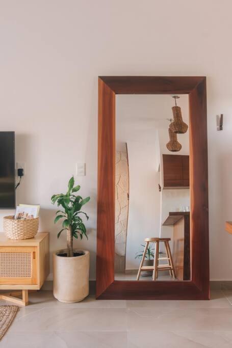 Apartment Brand New And Beautiful! Just Steps From The *