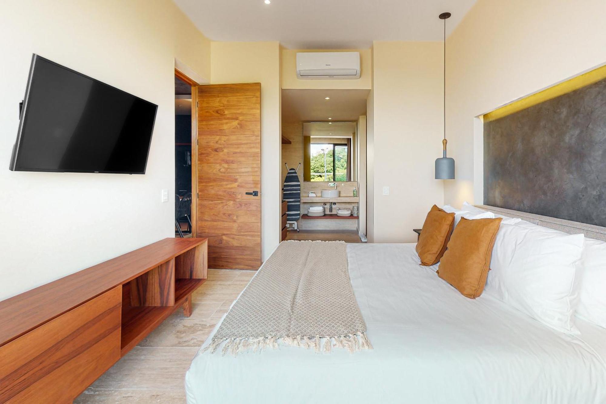 Ceren Luxury # 203a * Playa del Carmen