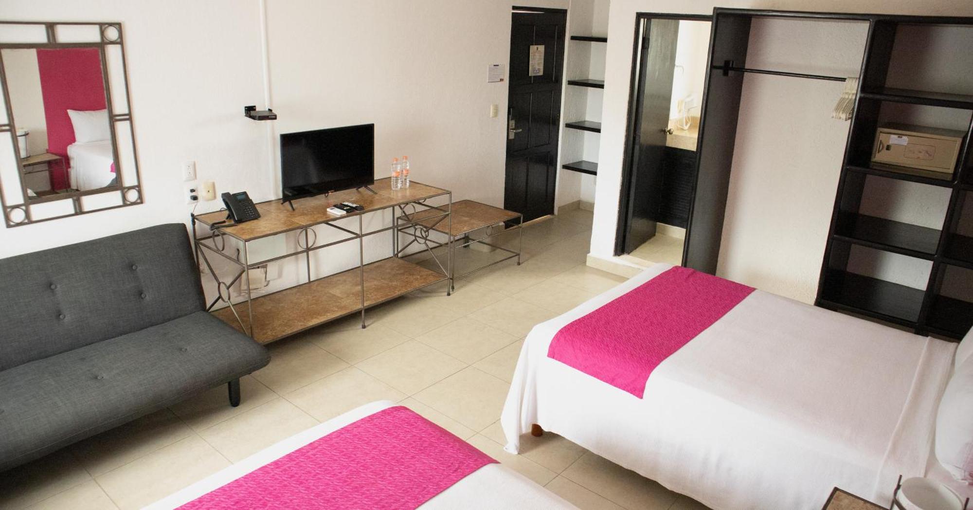 Nina Hotel