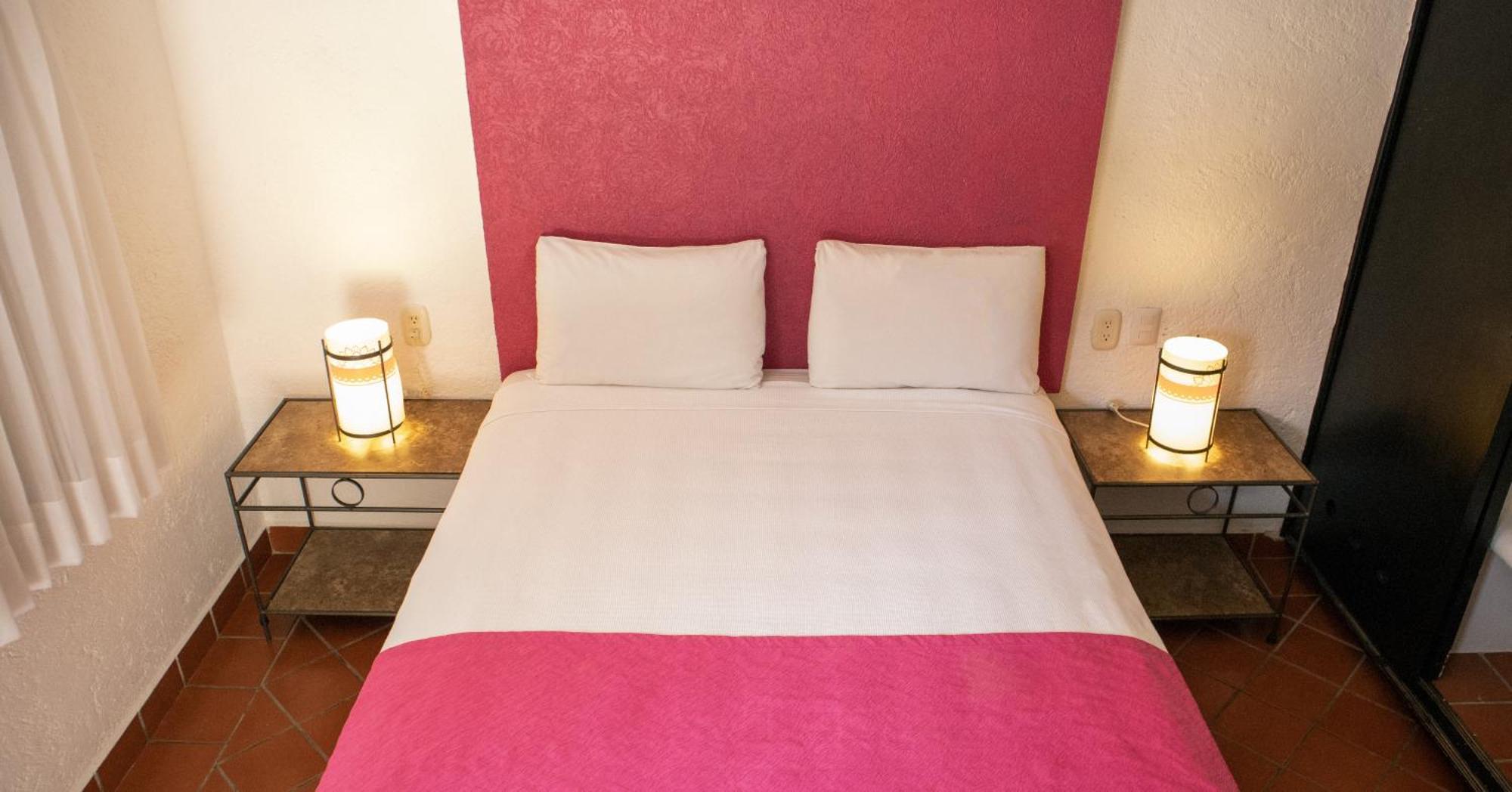Nina Hotel 4*
