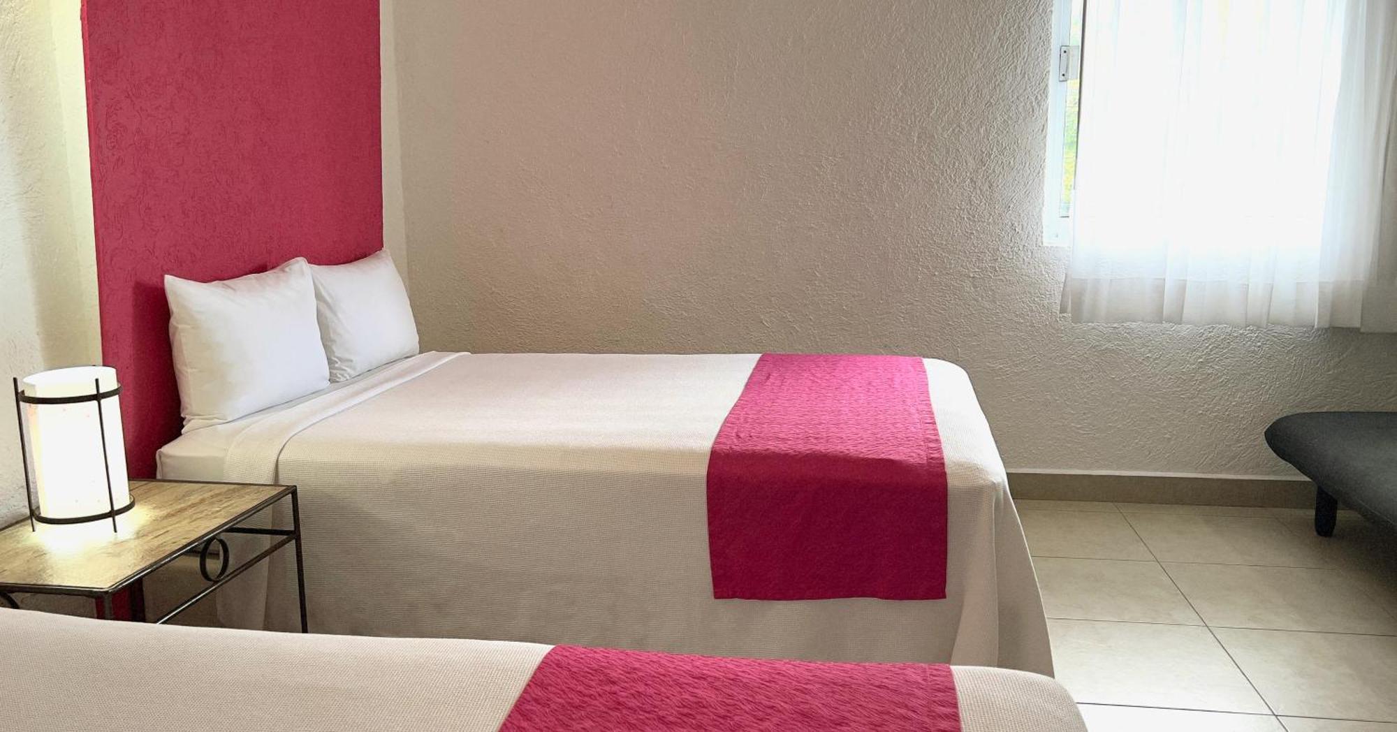 Hotel Nina 4*
