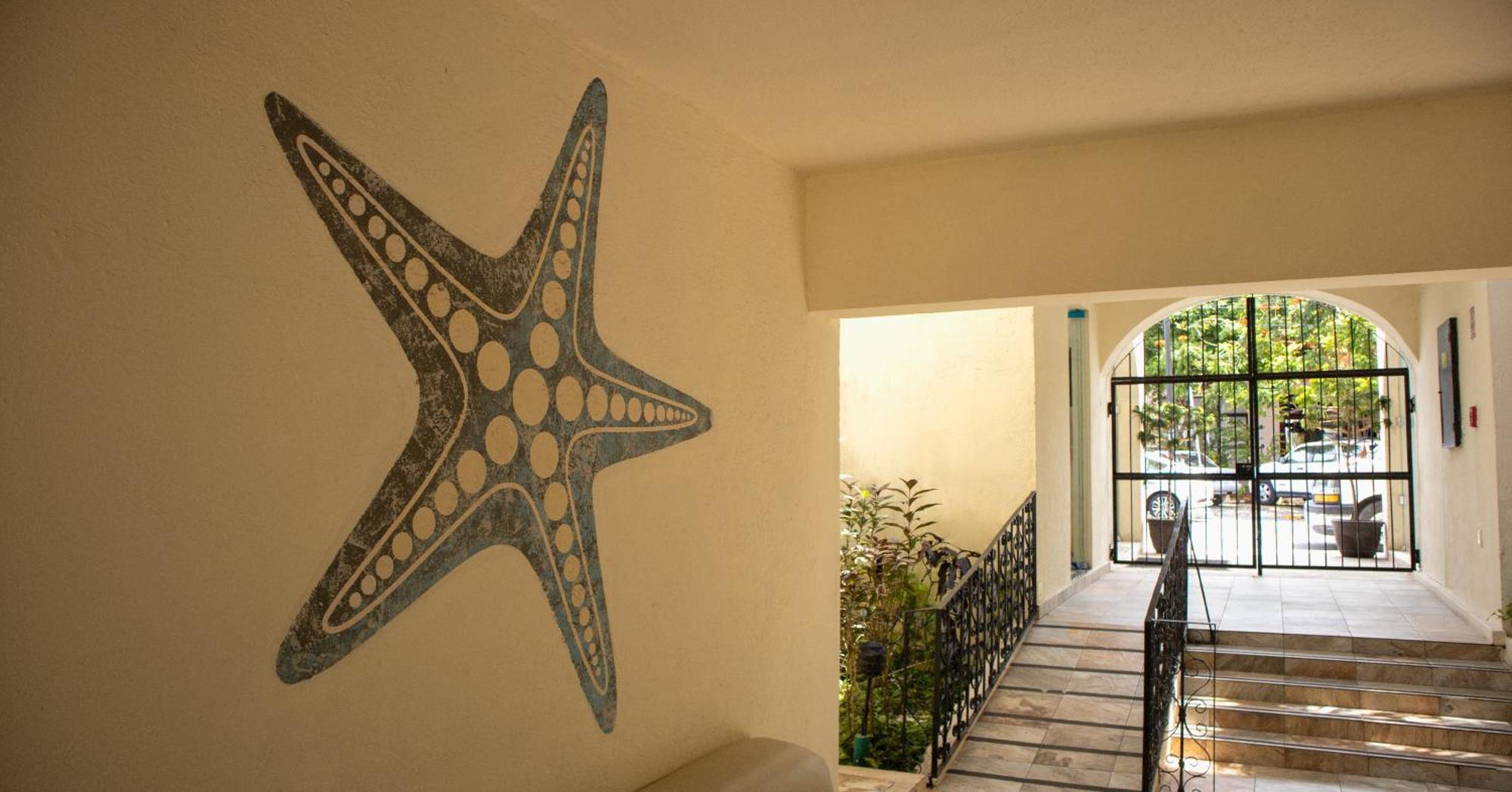 Hotel Nina