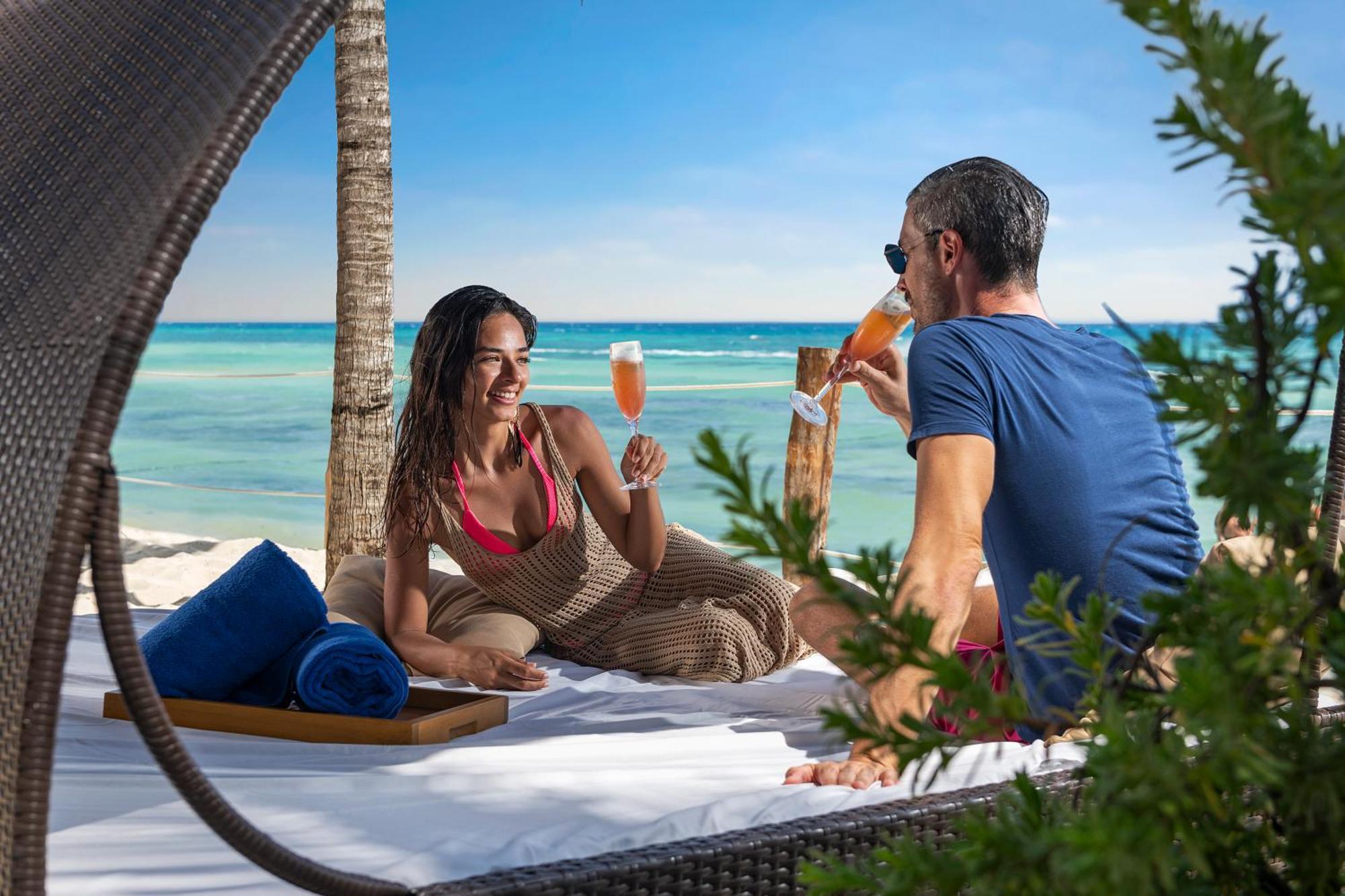 El Beso Adults Only At Ocean Riviera Paradise Resort
