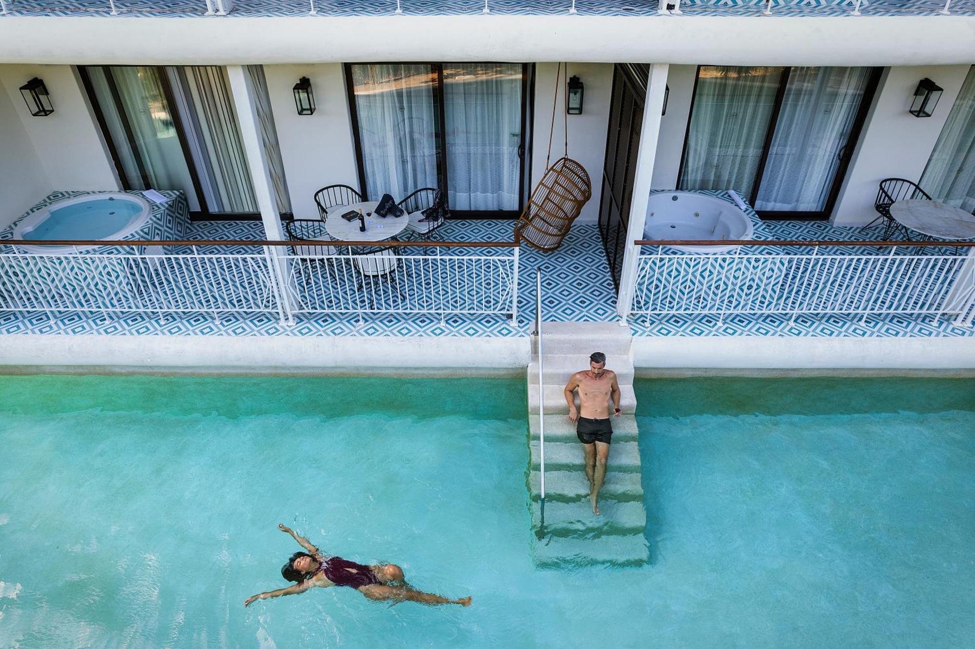 Khu nghỉ mát Ocean Riviera Paradise 5*